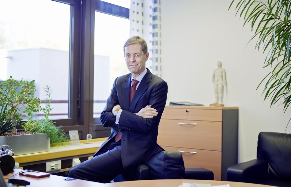 Prof. Thomas Gasser Gasser_HIH_IngoRappers.jpg