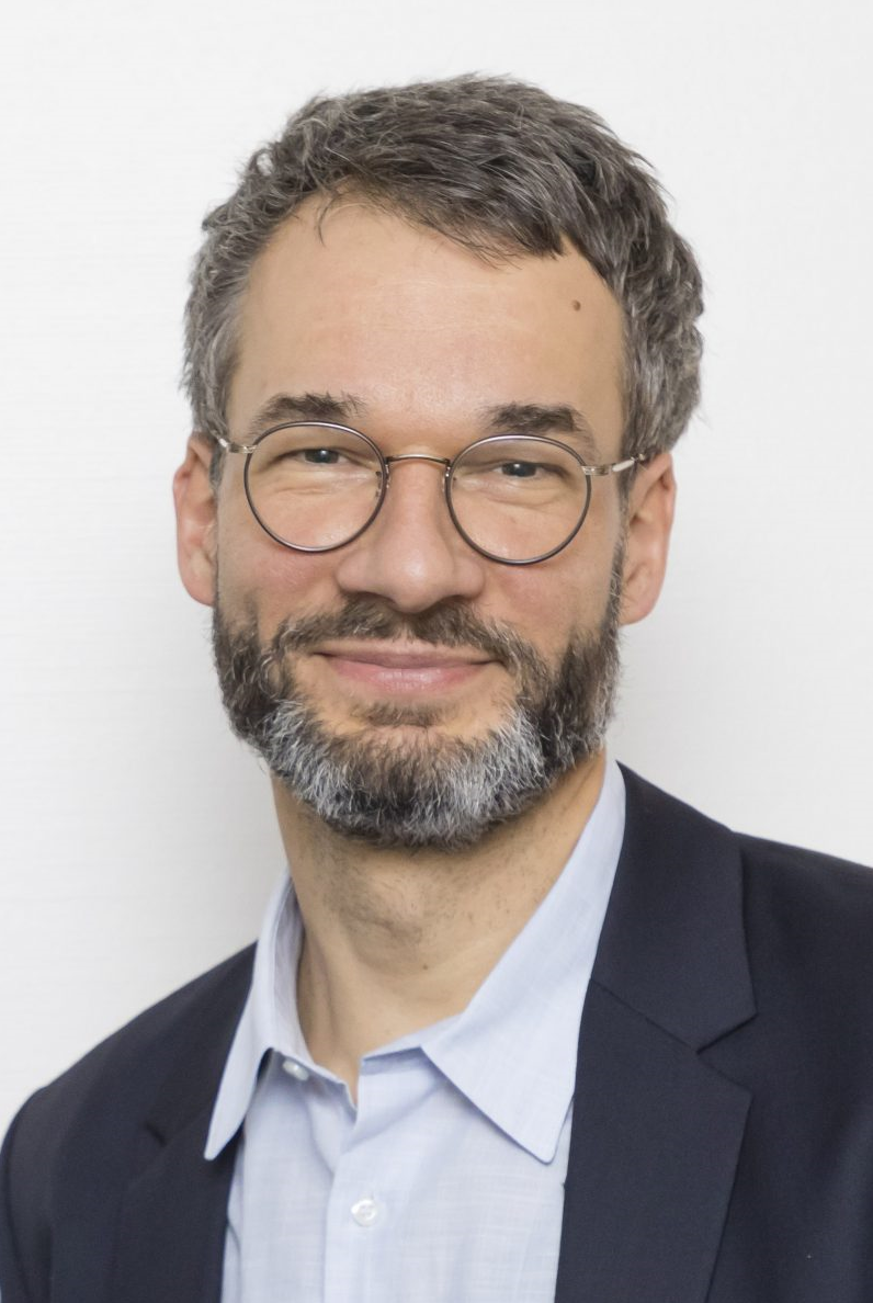 
                           
                           Hertie_Interview_Friese_Gerloff.png